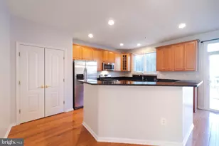 4631 Carisbrooke Ln, Fairfax, VA 22030 - Photo 16