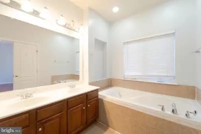 4631 Carisbrooke Lane, Fairfax, VA 22030 - Photo 32