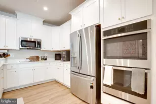 4614 Olivine Dr, Chantilly, VA 20151 - Photo 10