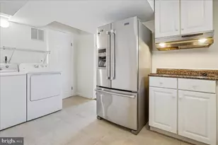 7039 Calamo St, Springfield, VA 22150 - Photo 46