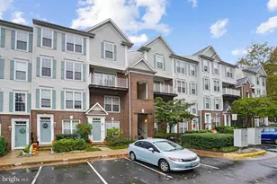 12631 Fair Crest Ct, Fairfax, VA 22033 - Photo 2