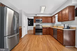 5610 Wood Thrush Ct, Fairfax, VA 22032 - Photo 14