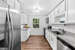 12747 Kinship Dr, Herndon, VA 20171 - Photo 14