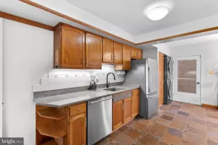 1628 Greenbriar Ct, Reston, VA 20190 - Photo 18