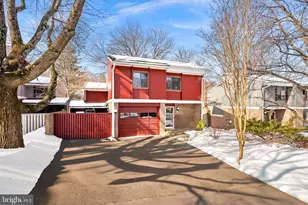 1628 Greenbriar Ct, Reston, VA 20190 - Photo 2