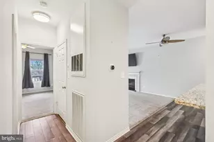 4405 Sedgehurst Dr, Fairfax, VA 22033 - Photo 10