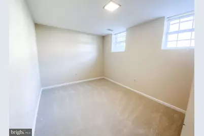 9628 Lindenbrook Street, Fairfax, VA 22031 - Photo 18