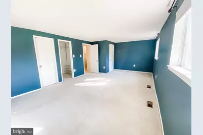 9628 Lindenbrook Street, Fairfax, VA 22031 - Photo 10