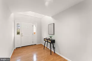 11625 Fairfax Commons Dr, Fairfax, VA 22030 - Photo 4