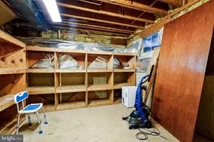 9810 Portside Dr, Burke, VA 22015 - Photo 60