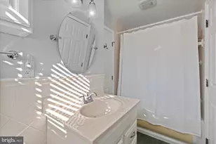 1024 Croton Dr, Alexandria, VA 22308 - Photo 32