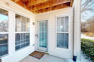 7512 Snowpea Ct, Alexandria, VA 22306 - Photo 2