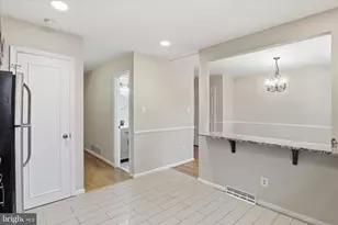 8209 Carrleigh Pkwy, Springfield, VA 22152 - Photo 10