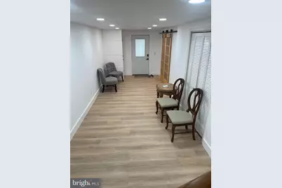 8917 Old Courthouse Road, Vienna, VA 22182 - Photo 6