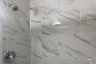 8146 Larkin Ln, Vienna, VA 22182 - Photo 14