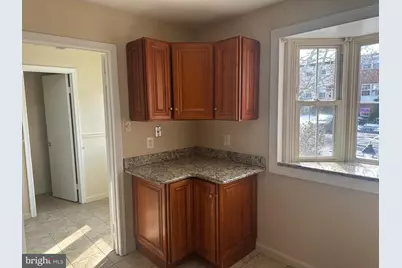 8146 Larkin Lane, Vienna, VA 22182 - Photo 6