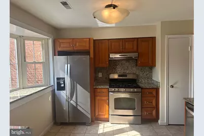 8146 Larkin Lane, Vienna, VA 22182 - Photo 2