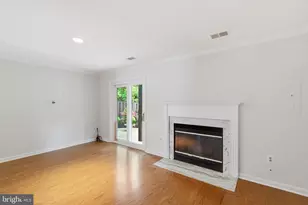 6001 Keble Dr, Alexandria, VA 22315 - Photo 32