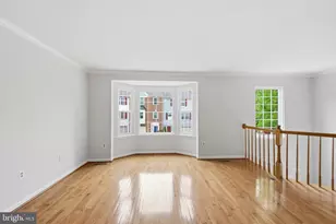 6001 Keble Dr, Alexandria, VA 22315 - Photo 8