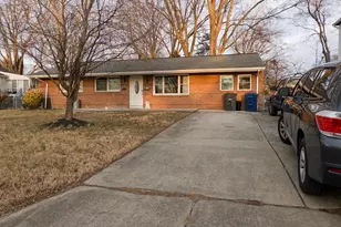 7925 Ashboro Dr, Alexandria, VA 22309 - Photo 2