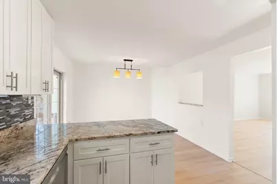 7829 Mount Woodley Place, Alexandria, VA 22306 - Photo 12