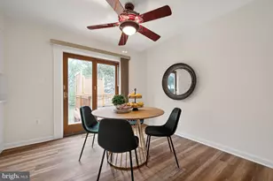 4346 Silas Hutchinson Dr, Chantilly, VA 20151 - Photo 18