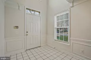 6340 Walking Ln, Alexandria, VA 22312 - Photo 2