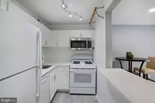 3100 S Manchester St, Falls Church, VA 22044 - Photo 2