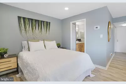 3100 S Manchester Street #909, Falls Church, VA 22044 - Photo 10