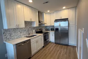 6012 Chestnut Hollow Ct, Centreville, VA 20121 - Photo 6