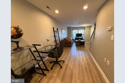 6012 Chestnut Hollow Court, Centreville, VA 20121 - Photo 4