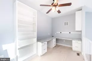 10206 Willow Mist Ct, Oakton, VA 22124 - Photo 28