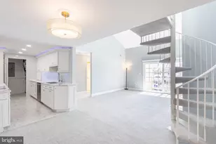 10206 Willow Mist Ct, Oakton, VA 22124 - Photo 2