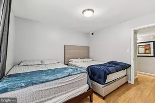 3179 Summit Square Dr, Oakton, VA 22124 - Photo 24