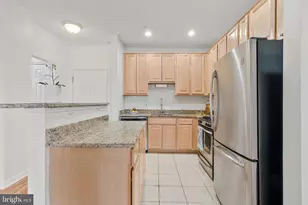 3851 Aristotle Ct, Fairfax, VA 22030 - Photo 8