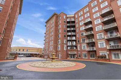 4490 Market Commons Drive #112, Fairfax, VA 22033 - Photo 2