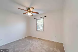 7713 Bristol Square Ct, Springfield, VA 22153 - Photo 30