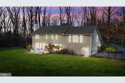 10225 Forest Lake Drive, Great Falls, VA 22066 - Photo 62