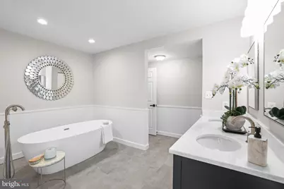 10225 Forest Lake Drive, Great Falls, VA 22066 - Photo 40