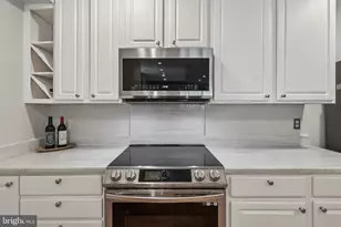 3769 Persimmon Cir, Fairfax, VA 22031 - Photo 20