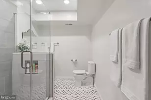 3769 Persimmon Cir, Fairfax, VA 22031 - Photo 32