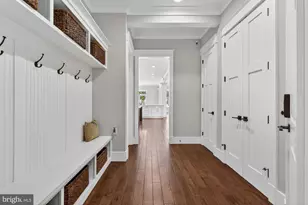 9222 Brian Dr, Vienna, VA 22180 - Photo 40