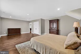 9222 Brian Dr, Vienna, VA 22180 - Photo 84