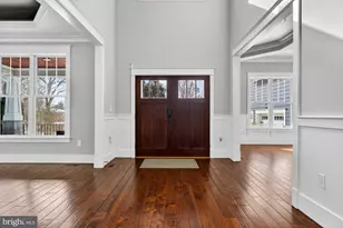 9222 Brian Dr, Vienna, VA 22180 - Photo 10