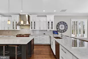 9222 Brian Dr, Vienna, VA 22180 - Photo 30