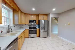 2527 Bull Run Ct, Vienna, VA 22180 - Photo 6