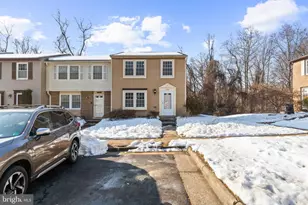 5570 Caithness Ct, Fairfax, VA 22032 - Photo 2