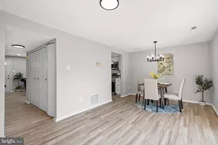 5570 Caithness Ct, Fairfax, VA 22032 - Photo 18