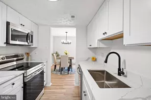 5570 Caithness Ct, Fairfax, VA 22032 - Photo 10