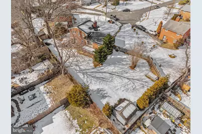 6813 Derrell Court, Alexandria, VA 22307 - Photo 34